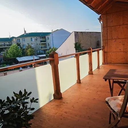 Art Gallery Apartment Nove Zamky